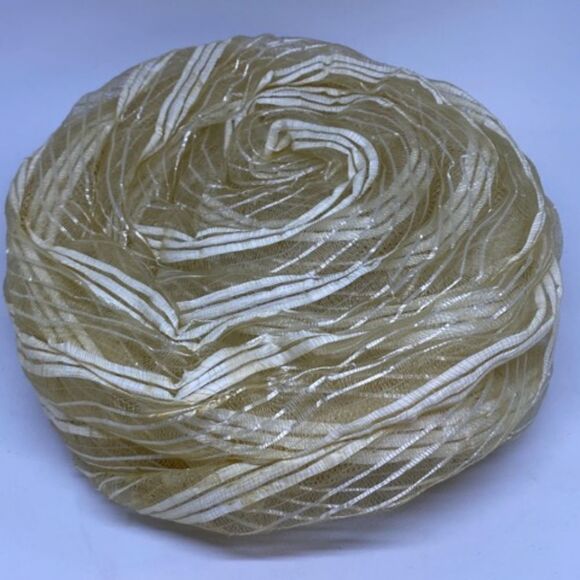 Vintage Cream Hat  - Picture 5 of 9